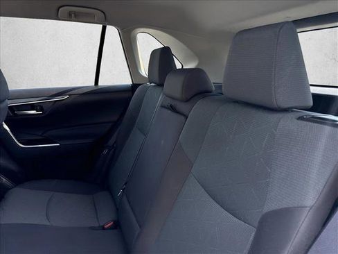 Certified 2025 Toyota RAV4 XLE FWD image 18
