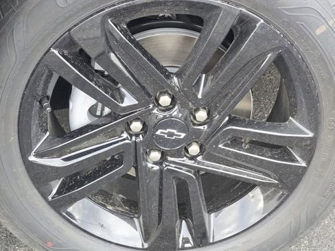 New 2026 Chevrolet Trax ACTIV w/ Sunroof Package image 13