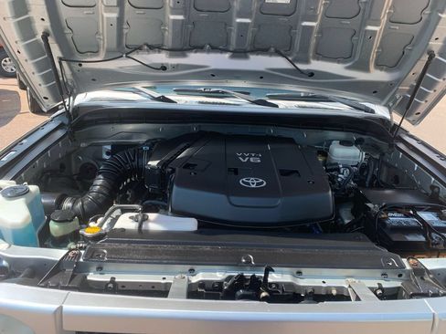 Used 2007 Toyota FJ Cruiser 4WD image 29