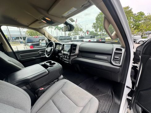 Used 2019 RAM 1500 Big Horn AWD/4WD image 16