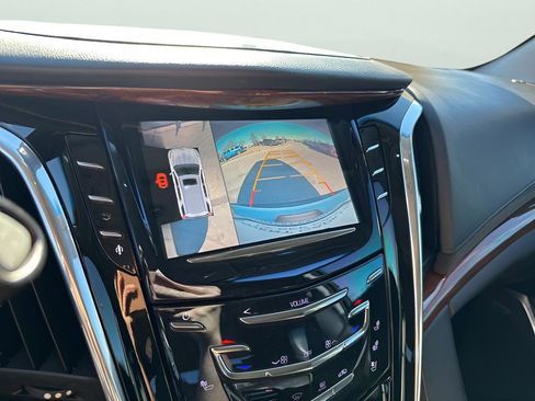 Used 2016 Cadillac Escalade Premium image 38