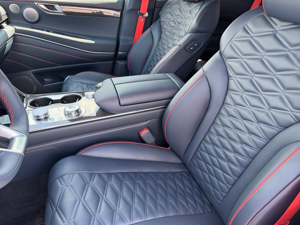 New 2026 Genesis GV80 3.5T e-SC AWD/4WD image 2