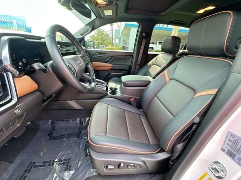 Used 2026 GMC Canyon AT4 w/ Technology Plus Package AWD/4WD image 20