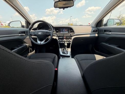 Used 2020 Hyundai Elantra Value Edition w/ Cargo Package (C1) FWD image 52