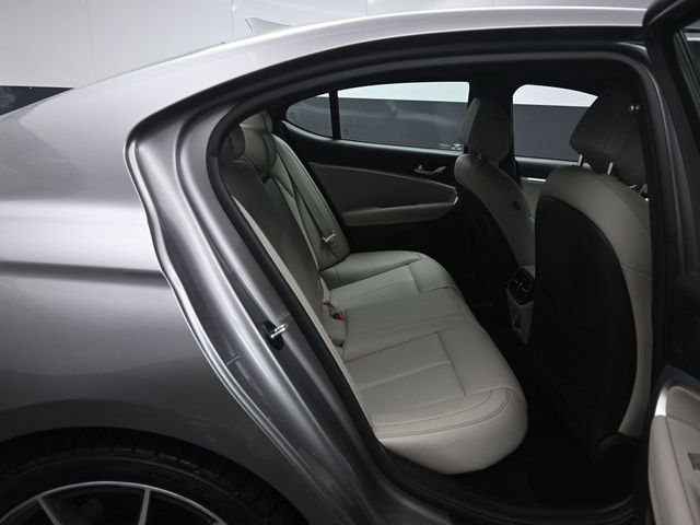 Used 2023 Genesis G70 2.0T RWD image 24