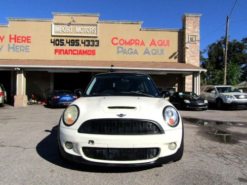 Used 2010 MINI Cooper S image 1