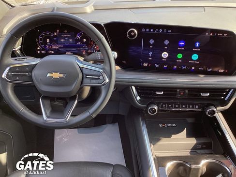 Used 2025 Chevrolet Tahoe LT AWD/4WD image 16