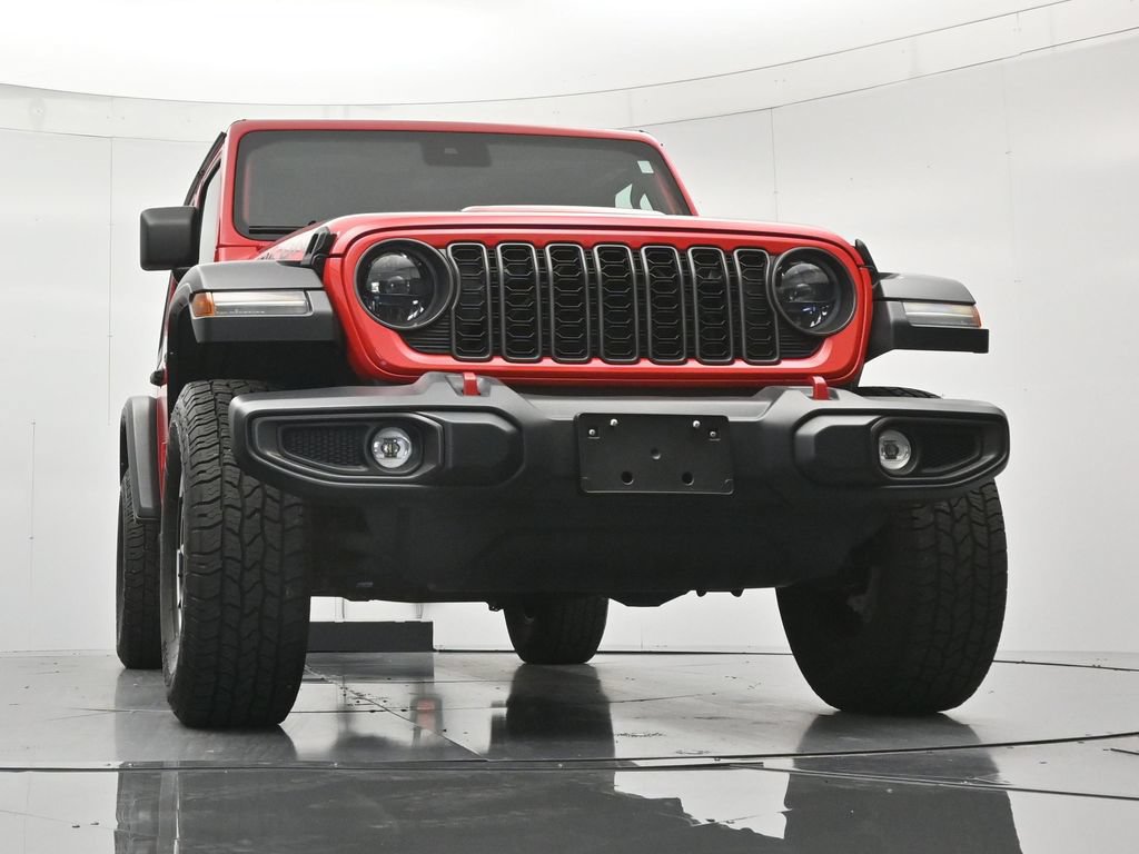 Used 2024 Jeep Wrangler Unlimited Rubicon AWD/4WD image 36