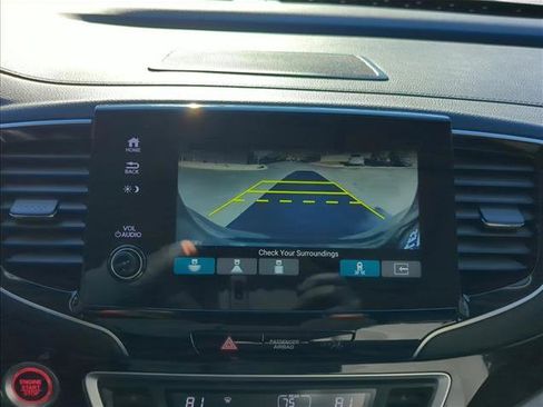 Used 2022 Honda Pilot Elite image 14