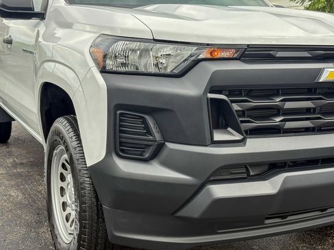 Used 2024 Chevrolet Colorado W/T w/ WT Convenience Package II RWD image 3
