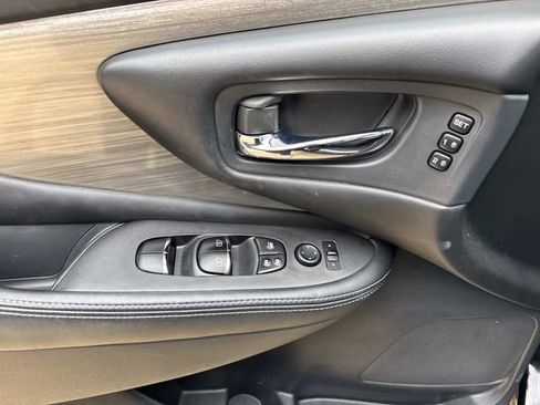 Used 2018 Nissan Murano Platinum image 21
