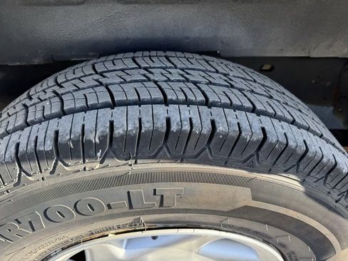 Used 2012 Ford E-250 and Econoline 250 image 26