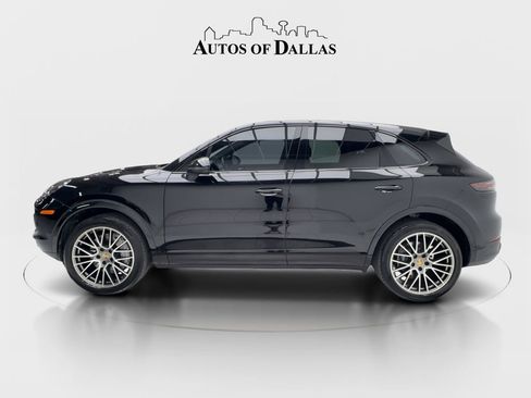 Used 2023 Porsche Cayenne Platinum Edition image 7