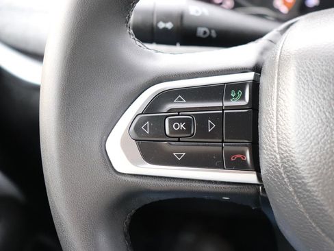 Used 2024 Jeep Compass Latitude AWD/4WD image 29