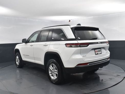 New 2025 Jeep Grand Cherokee Laredo w/ MOPAR Finishing Package image 7