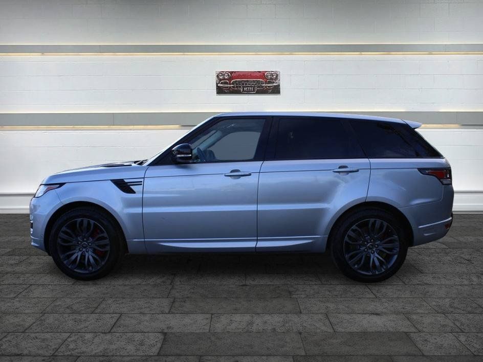 Used 2017 Land Rover Range Rover Sport HSE Dynamic AWD/4WD image 4