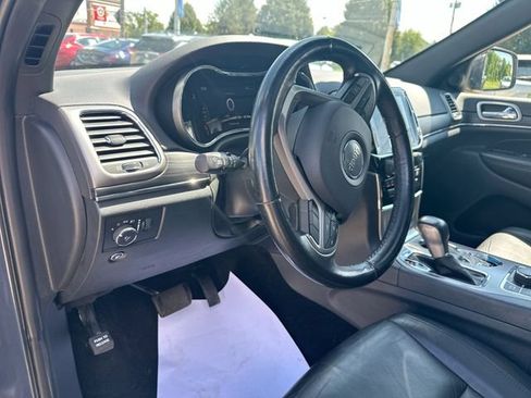 Used 2020 Jeep Grand Cherokee Limited w/ Premium Lighting Group AWD/4WD image 12