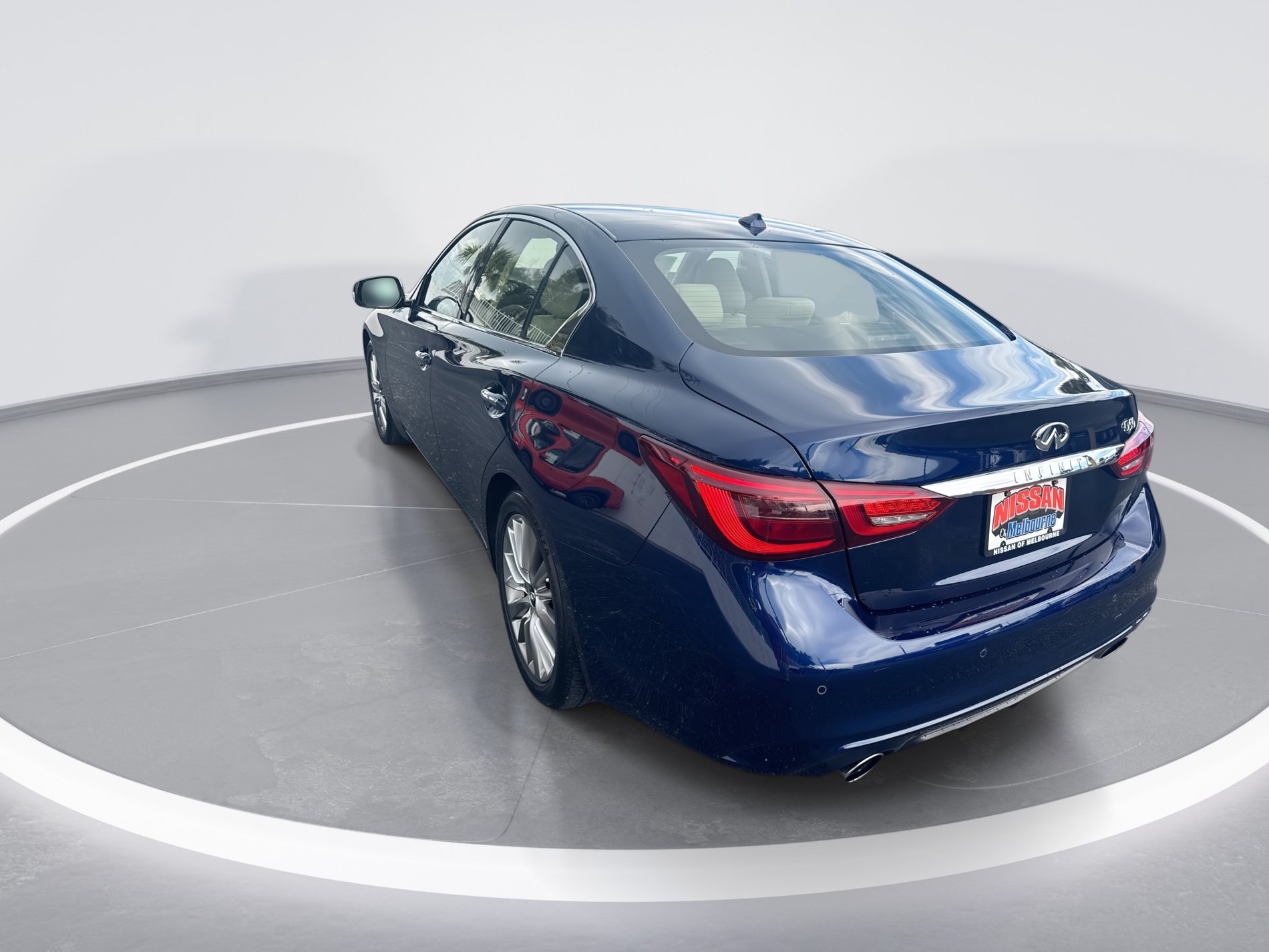 Used 2023 INFINITI Q50 Luxe w/ Cargo Package RWD image 6