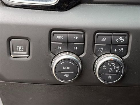 Used 2024 GMC Sierra 1500 Denali image 23