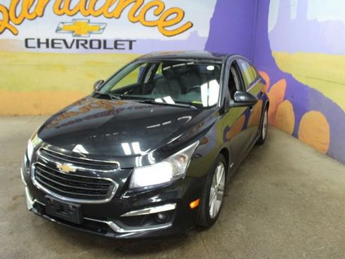 Used 2016 Chevrolet Cruze LT w/ RS Appearance Package FWD image 4