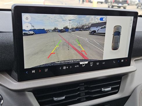 New 2026 Ford Explorer Active w/ Active Comfort Package image 17