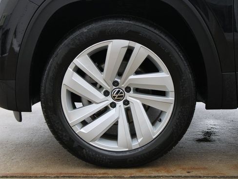 Used 2022 Volkswagen Atlas Cross Sport SE image 29