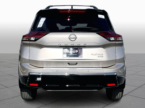 New 2026 Nissan Rogue Platinum image 4