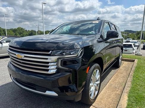 Used 2021 Chevrolet Tahoe High Country w/ Premium Package AWD/4WD image 1