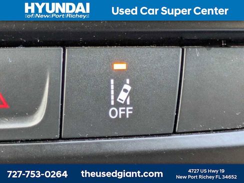 Used 2021 Jeep Cherokee Latitude image 23