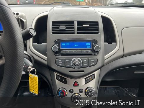 Used 2015 Chevrolet Sonic LT image 19