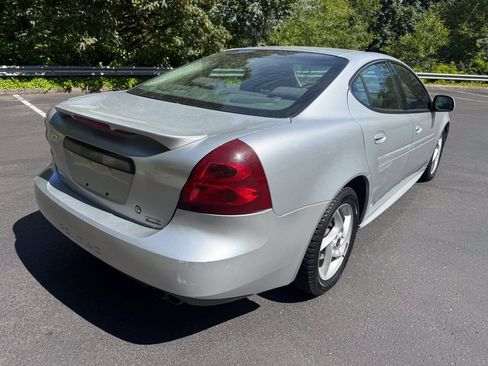 Used 2004 Pontiac Grand Prix GTP FWD image 27