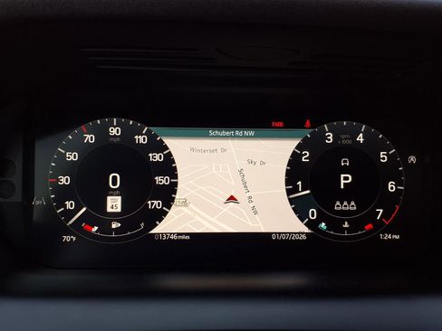 Used 2024 Land Rover Discovery Sport S image 17