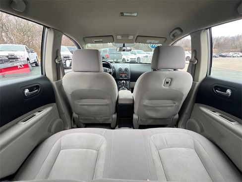 Used 2011 Nissan Rogue S image 27