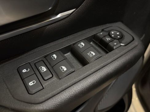 Used 2025 RAM 1500 Big Horn image 17