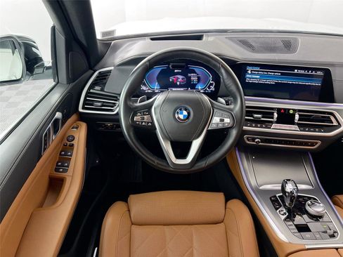 Used 2023 BMW X5 xDrive45e w/ Executive Package image 22