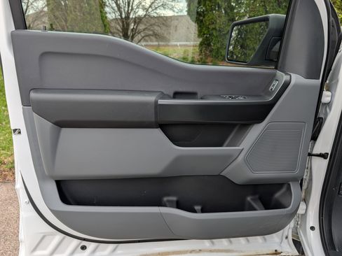 Used 2025 Ford F150 XL image 30