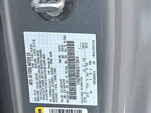 Used 2025 Ford Mustang Premium RWD image 30