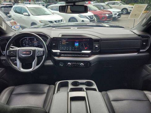 Used 2024 GMC Sierra 1500 SLT image 13