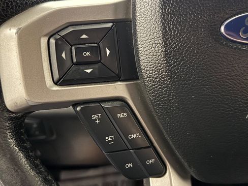 Used 2016 Ford F150 Lariat image 30