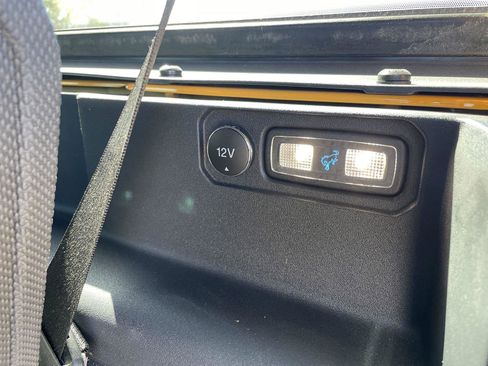 Used 2022 Ford Bronco Wildtrak image 40