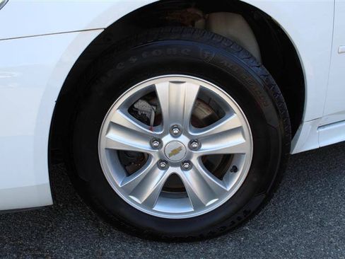 Used 2016 Chevrolet Impala Limited LS FWD image 9