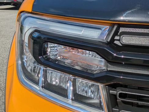 Certified 2023 Ford Maverick Lariat w/ Lariat Luxury Package FWD image 10