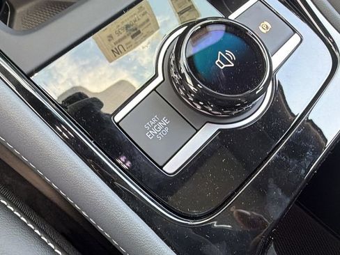 New 2026 Volkswagen Tiguan SEL R-Line AWD/4WD image 28