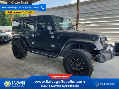 Used 2015 Jeep Wrangler Unlimited Sahara w/ Connectivity Group AWD/4WD image 5
