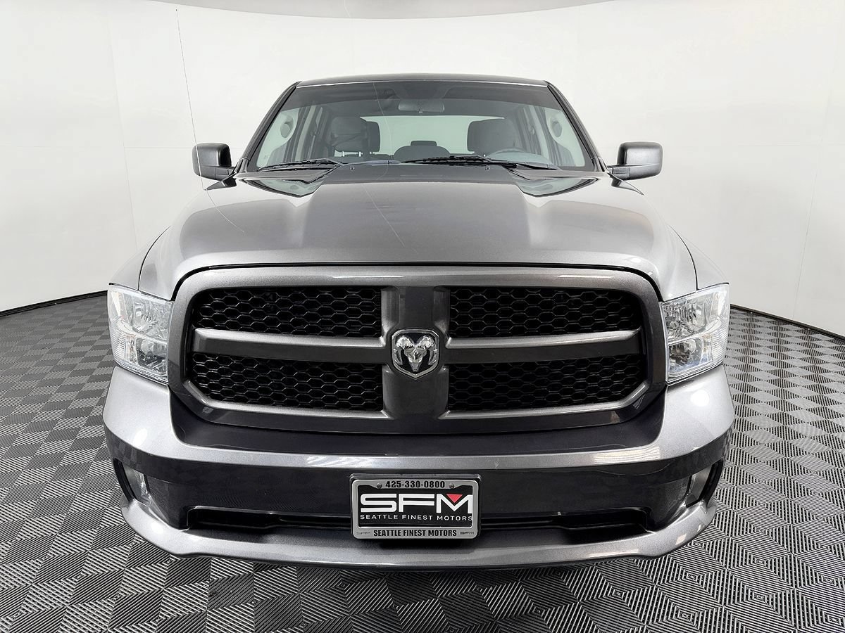 Used 2019 RAM 1500 Express w/ Express Value Package AWD/4WD image 4