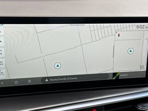 Used 2025 Kia Sorento EX image 23