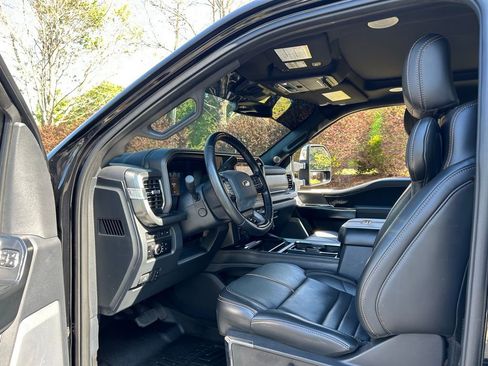 Used 2023 Ford F450 Platinum w/ FX4 Off-Road Package AWD/4WD image 55