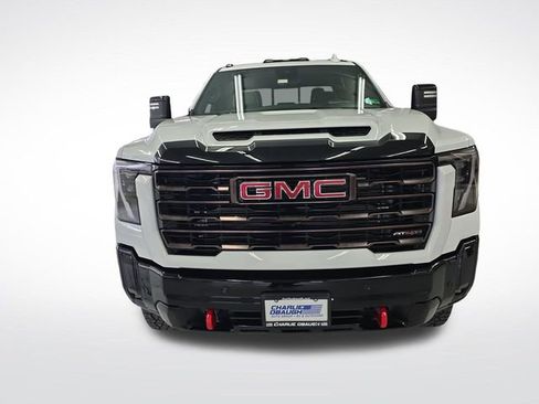 New 2026 GMC Sierra 2500 AT4X AWD/4WD image 9