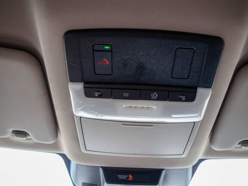 Used 2024 Nissan Rogue SL FWD image 18