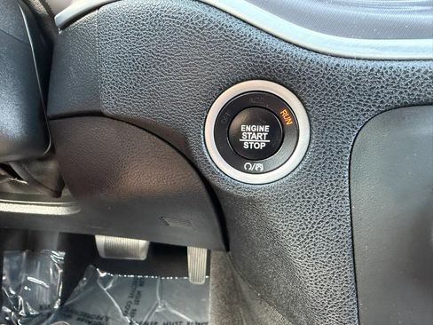 Used 2019 Dodge Charger SXT AWD/4WD image 26
